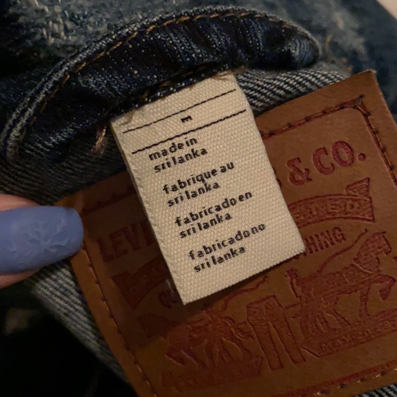 Levis denim Jacket - Picture 5 of 5